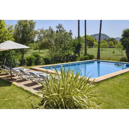 In Near Cala San Vicenc