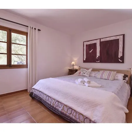 In Near Cala San Vicenc *