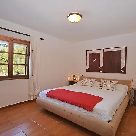 In Near Cala San Vicenc *