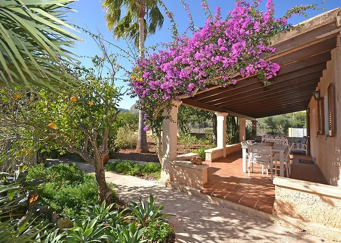 In Near Cala San Vicenc