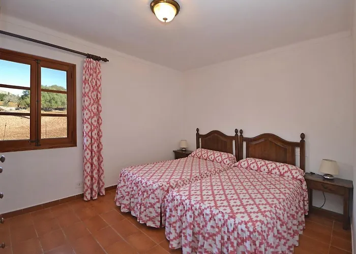 Dom wakacyjny In Near Cala San Vicenc *