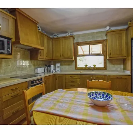 度假居 In Near Cala San Vicenc 波连斯萨